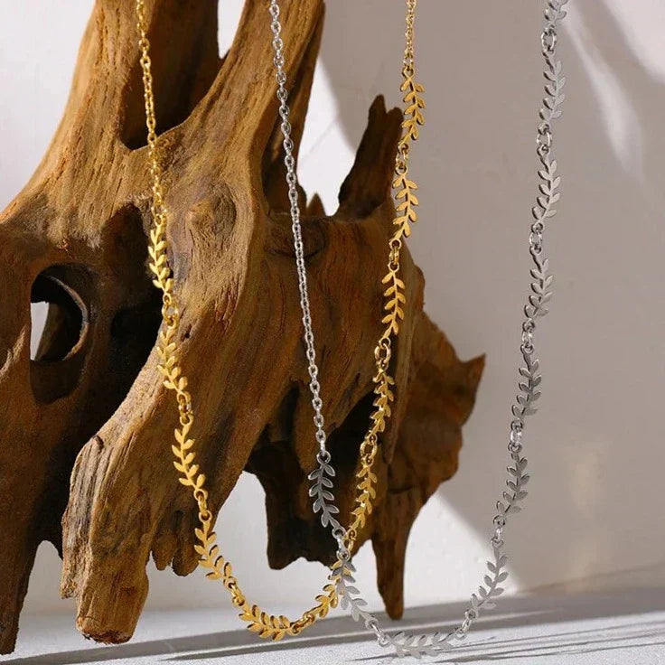 Mini Leaf Necklace
