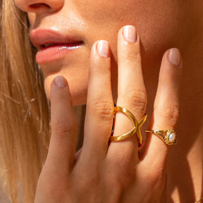 X-Shaped Ring - Gold