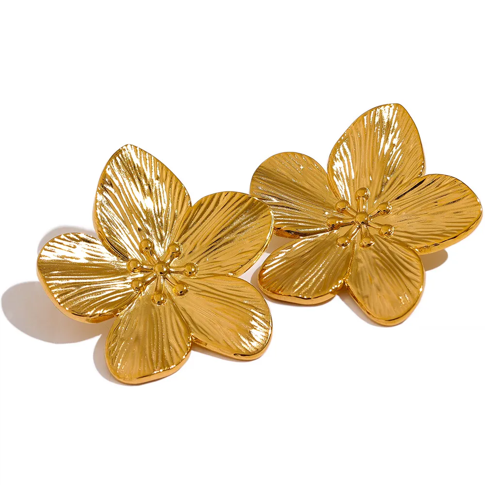 Vintage Flower Earring - Gold