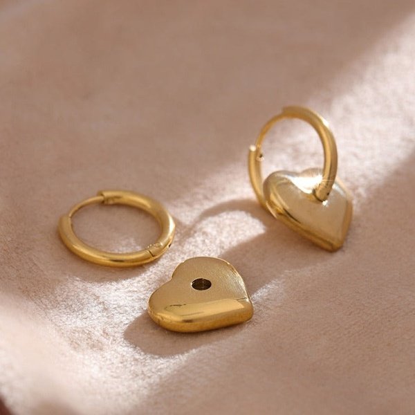 Hoop Heart Earring - Gold