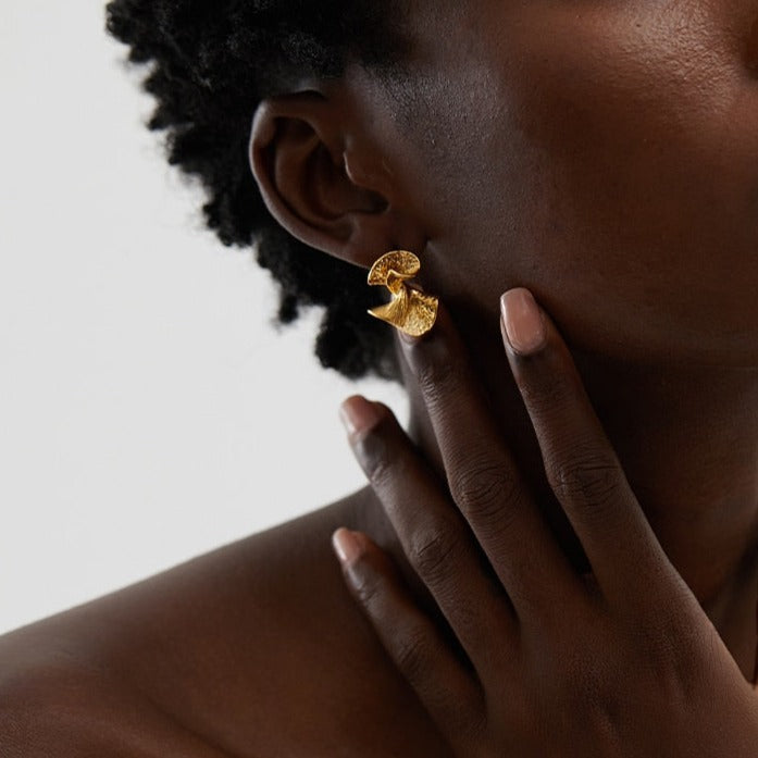 Twisted Earring - Gold