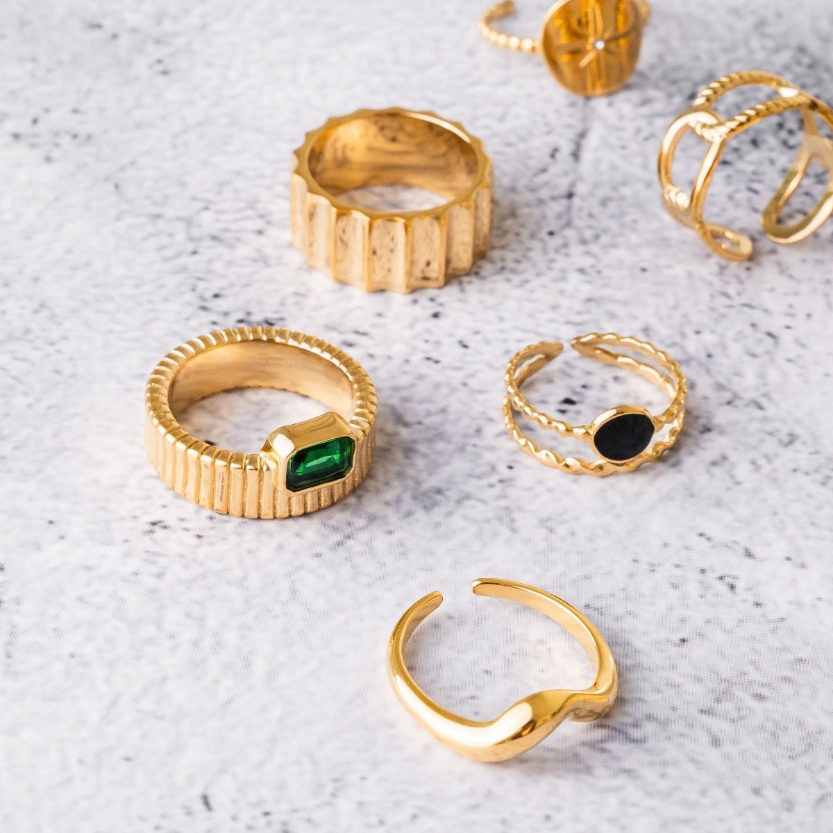 Onyx Ring - Gold (Adjustable)