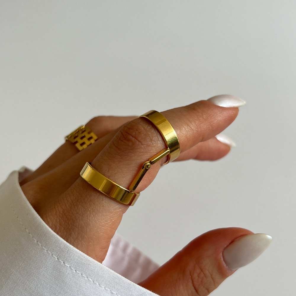 Hinged Ring - Gold (Adjustable)