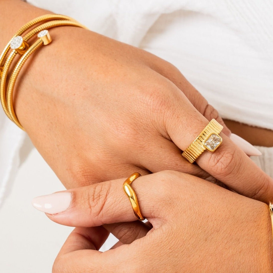Capri Crystal Ring - Gold