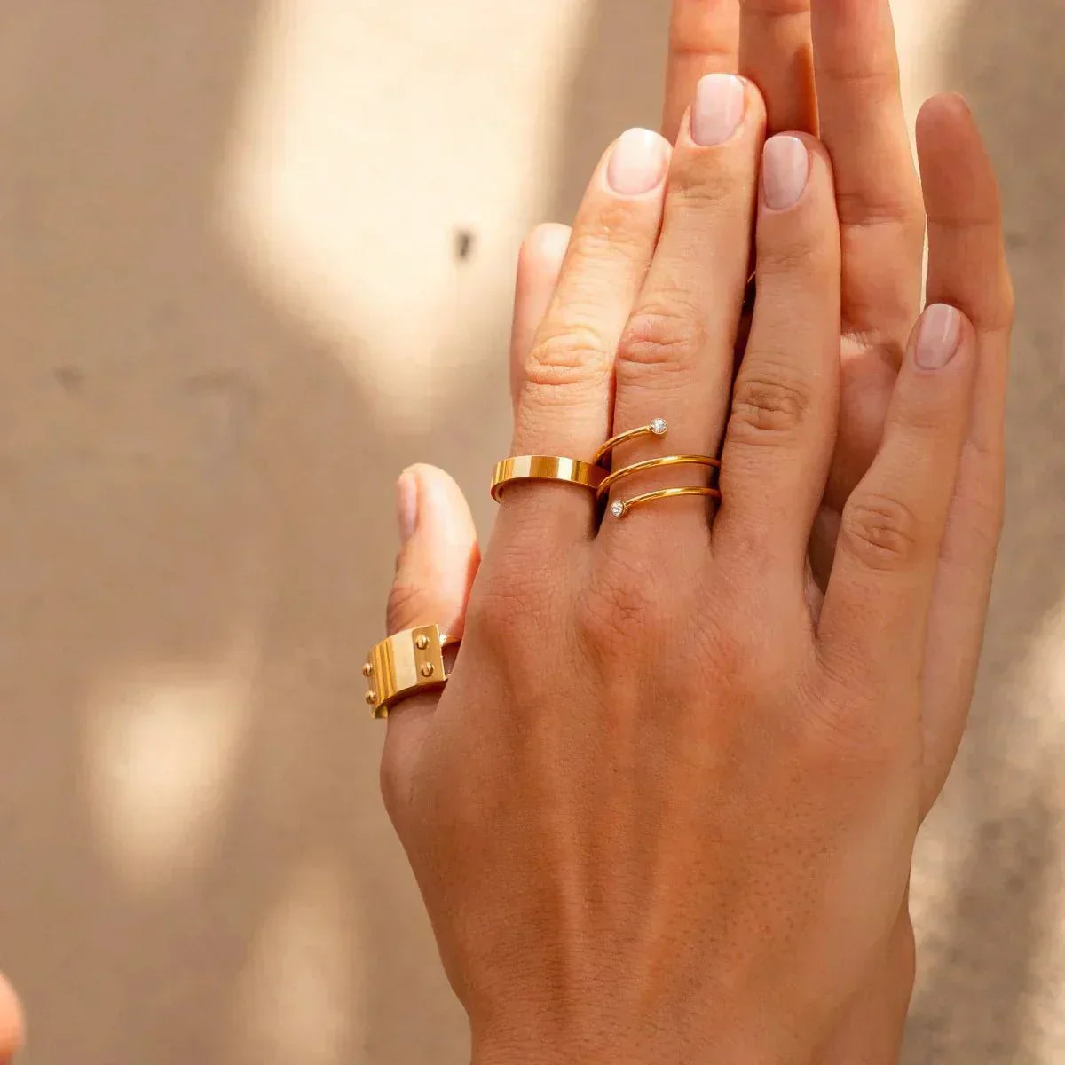 Fine Spiral Ring - Gold