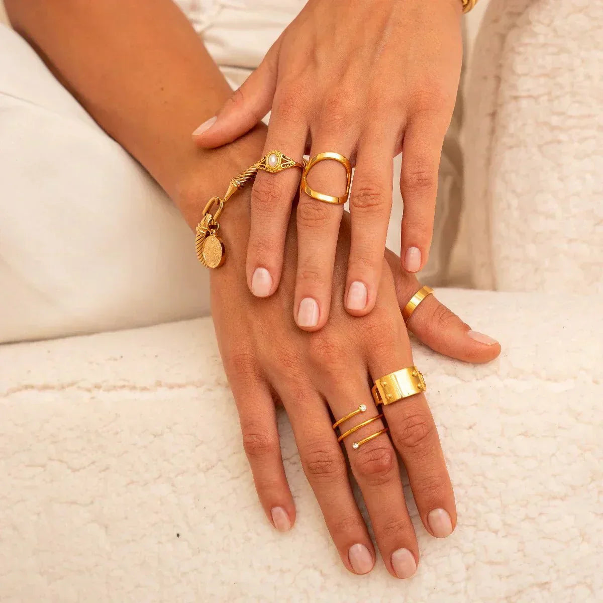 Fine Spiral Ring - Gold