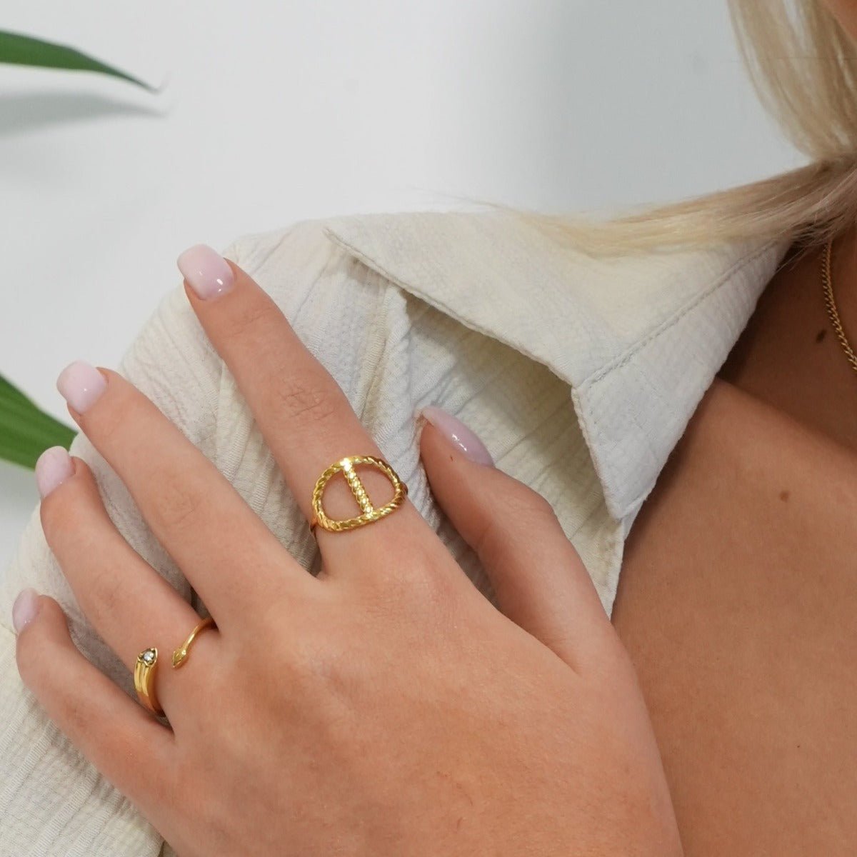 Arrow Ring - Gold