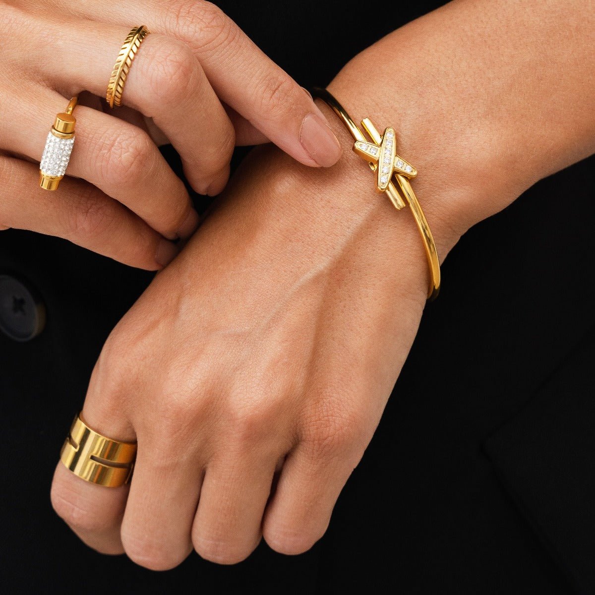 Hi-lo Chunky Ring - Gold