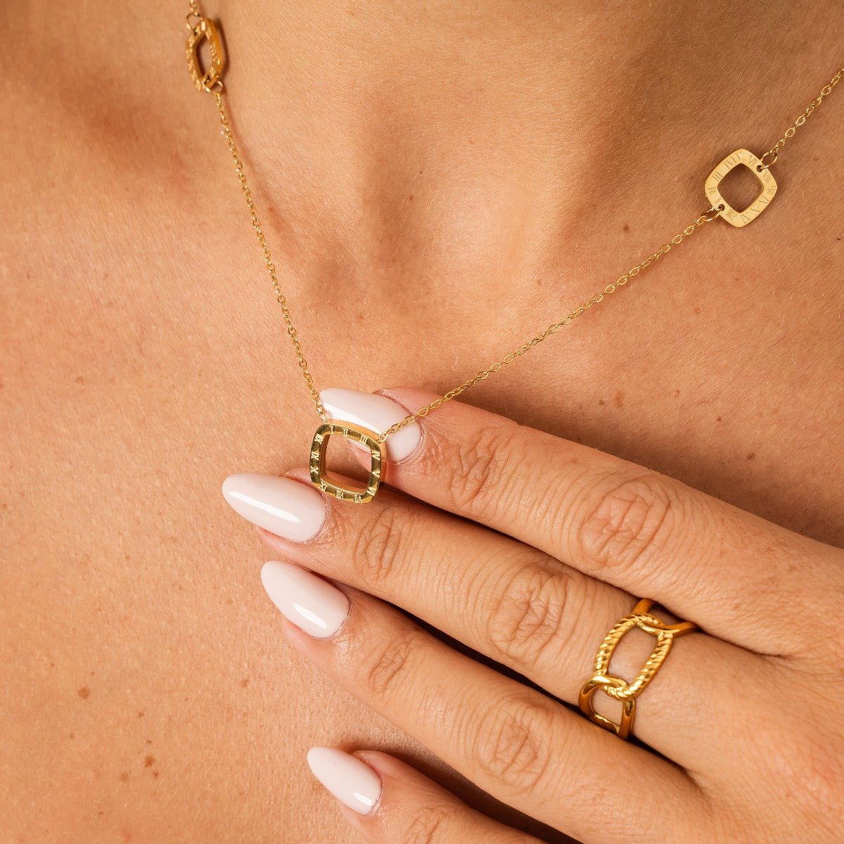 Chain Link Ring - Gold (Adjustable)