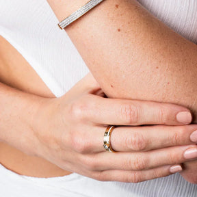 Queen's Crystal Ring - Gold