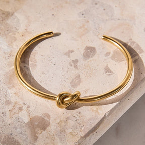 Central Knot Bracelet - Gold