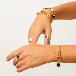Onyx Square Bracelet - Gold