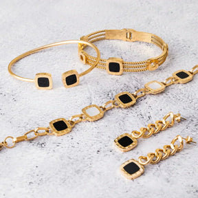 Onyx Square Bracelet - Gold