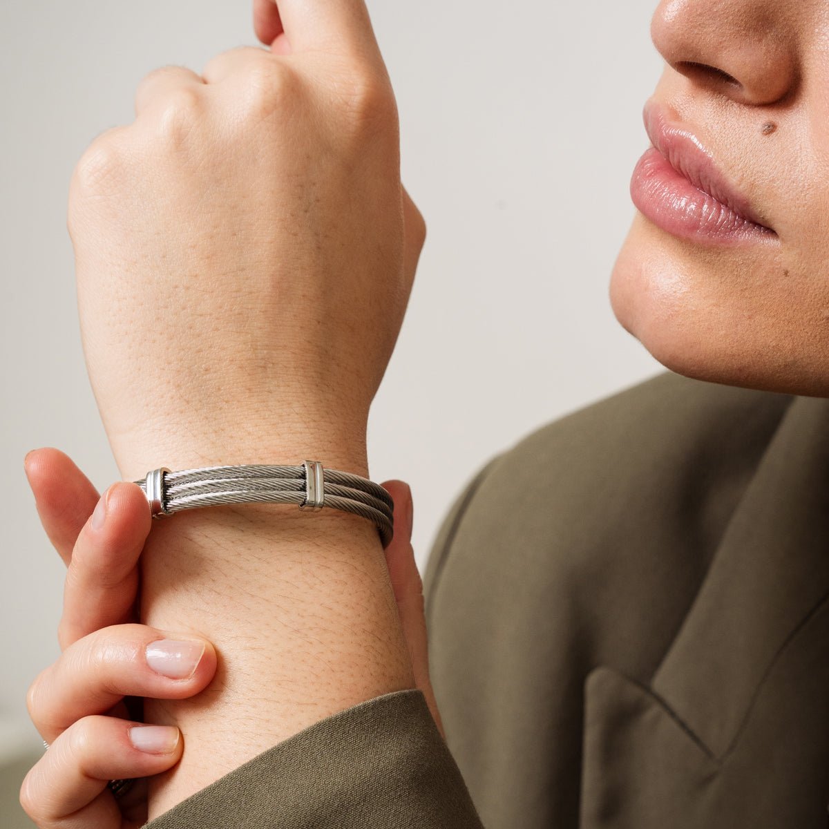 Wire Bracelet - Silver