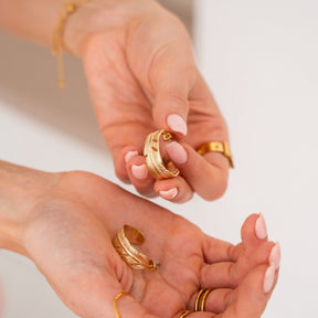 Atena Hoop Earring - Gold