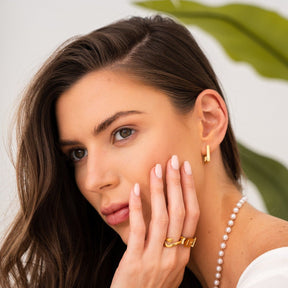 Leonor Square Hoop Earrings - Gold