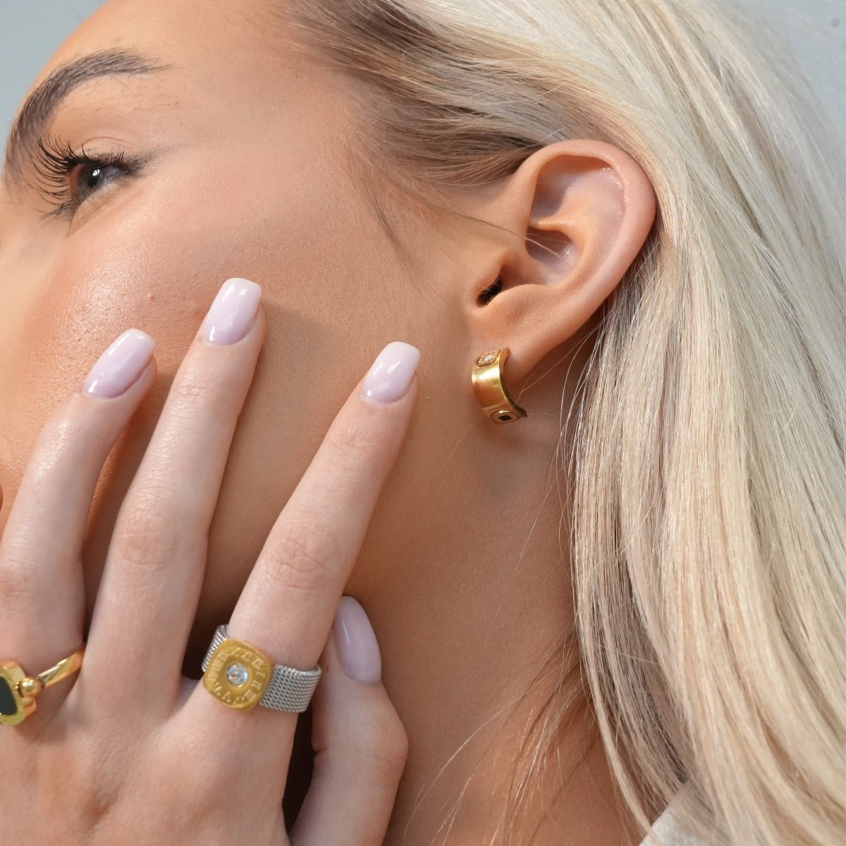 Square Charm Earring - Gold