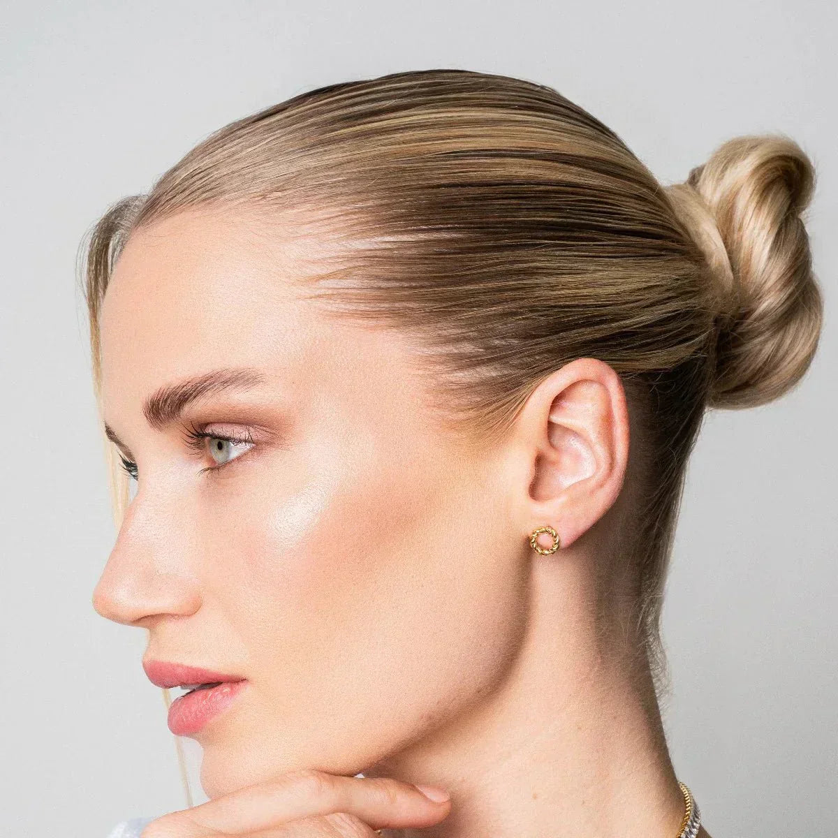 Twist Earring - Gold