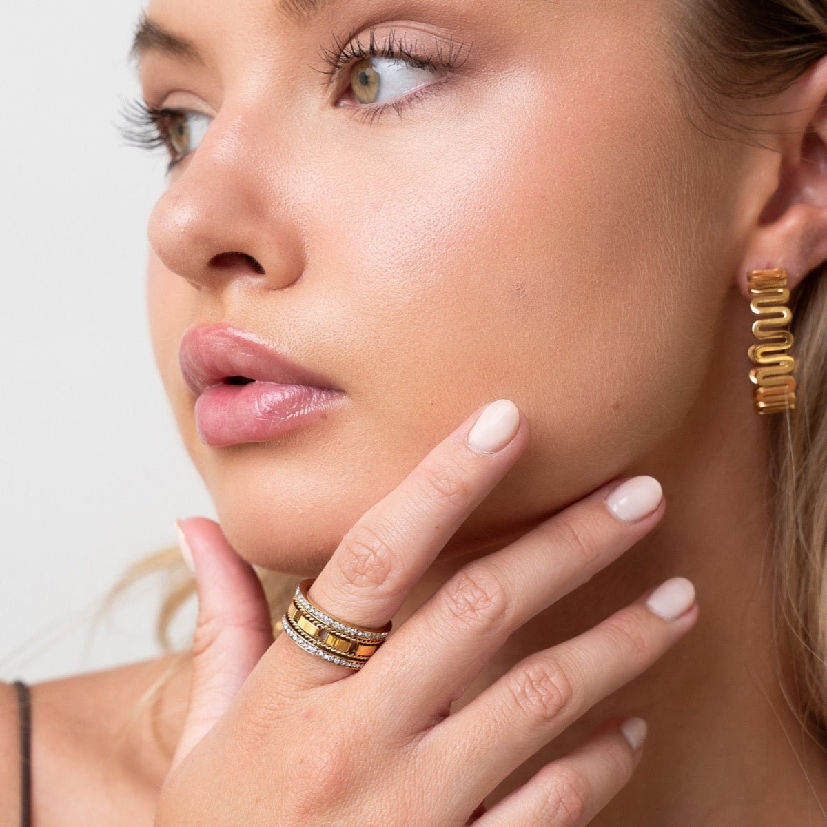 Zig Zag Earring - Gold