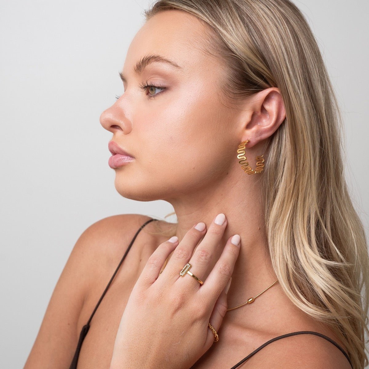 Zig Zag Earring - Gold