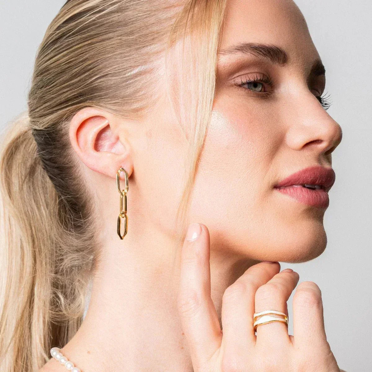 Elo Pendant Earrings - Gold