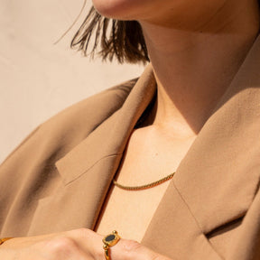 Dely Necklace - Gold