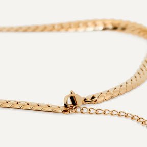 Minimalist Heart Choker Necklace - Gold