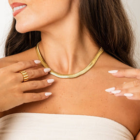 Gaia Mesh Choker Necklace - Gold
