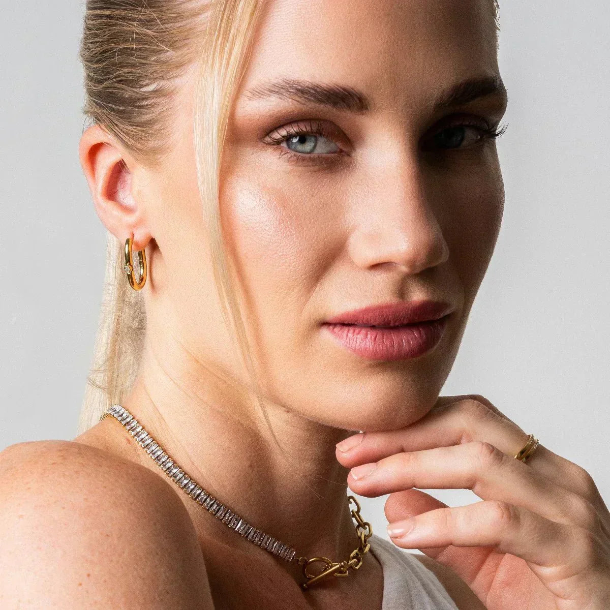 Riviera Baguette Choker Necklace - Gold