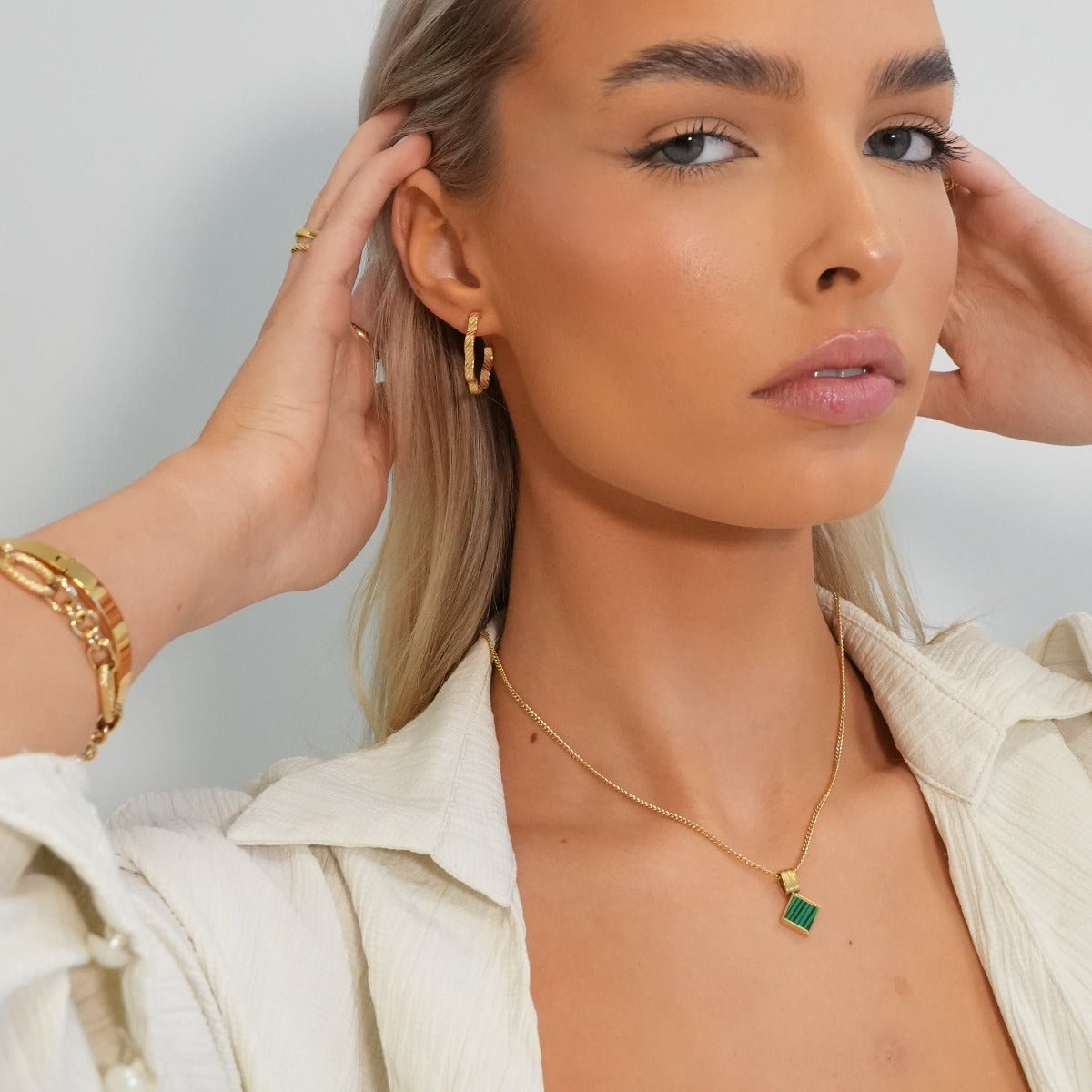 Minimal Geometric Necklace - Gold