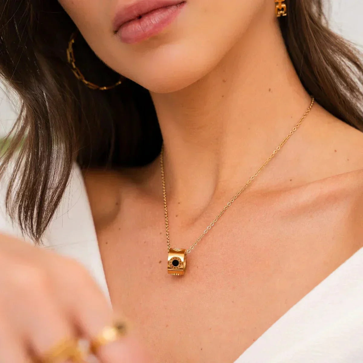 Roman Numeral Rotating Necklace - Gold
