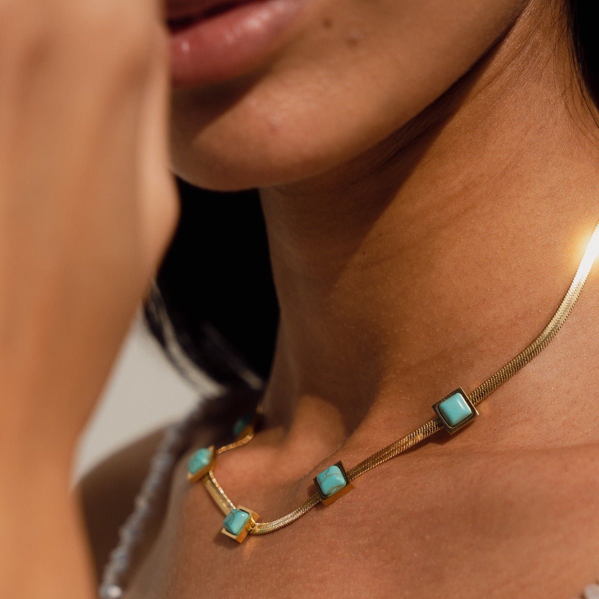 Aqua Mesh Necklace - Gold