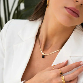 Riviera Pendant Mesh Necklace - Gold