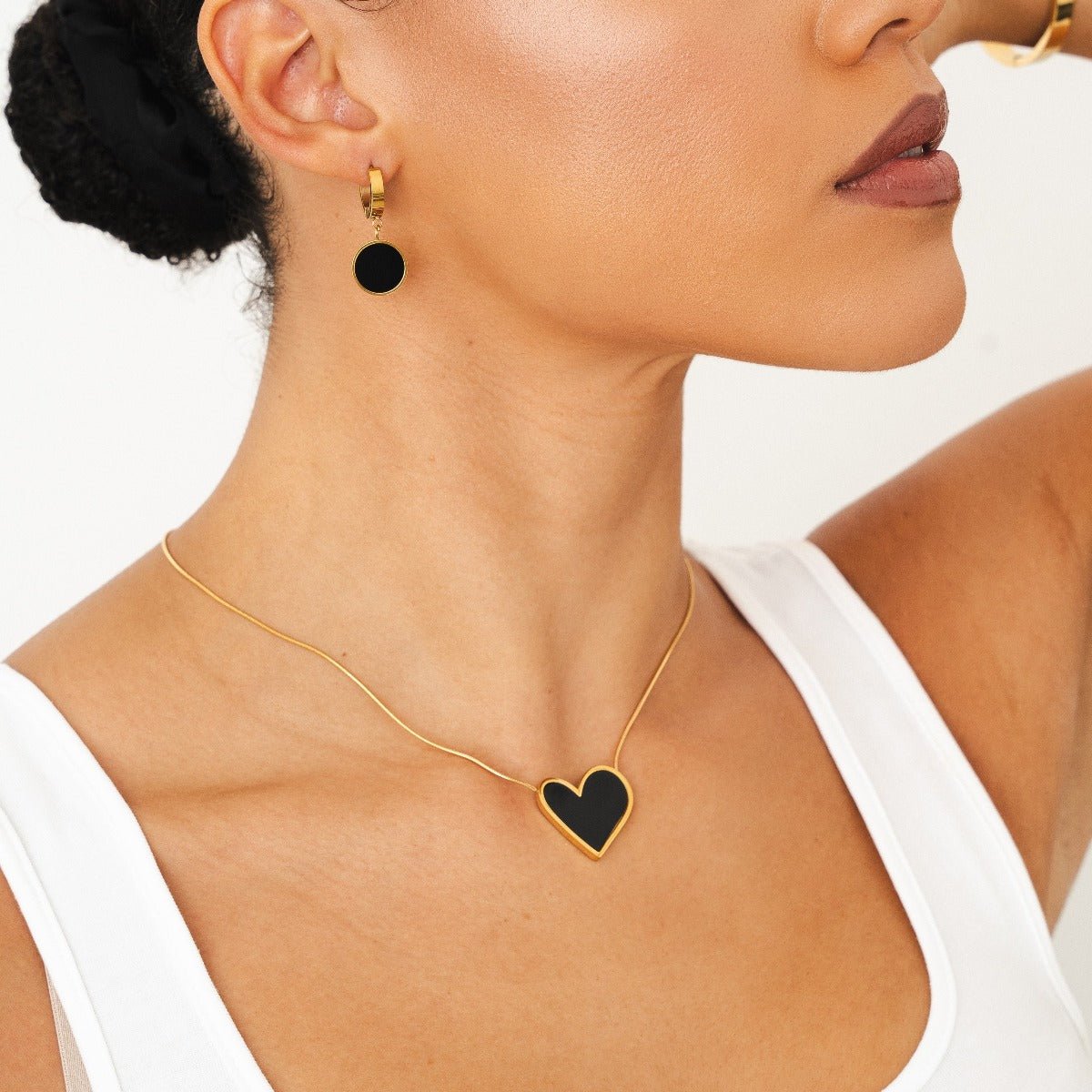 Sweet Alhambra Inspiration Necklace - Black Heart
