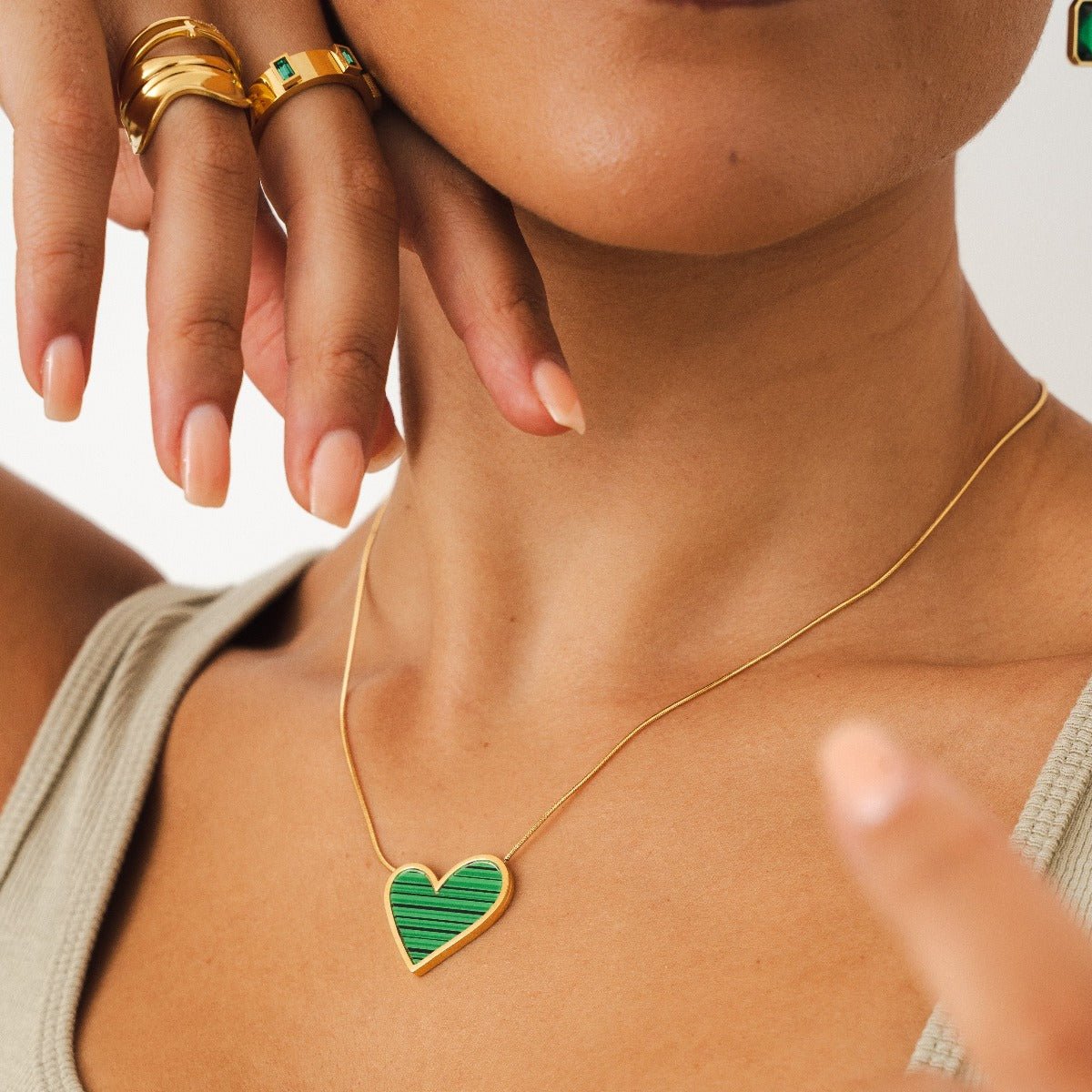 Sweet Alhambra Necklace Inspiration - Green Heart