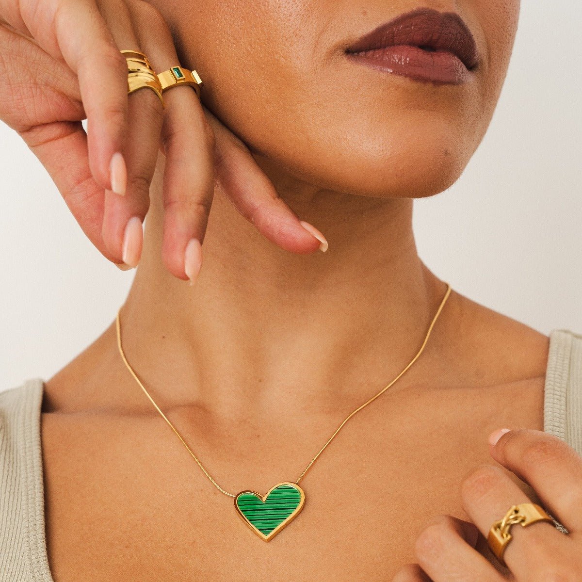 Sweet Alhambra Necklace Inspiration - Green Heart
