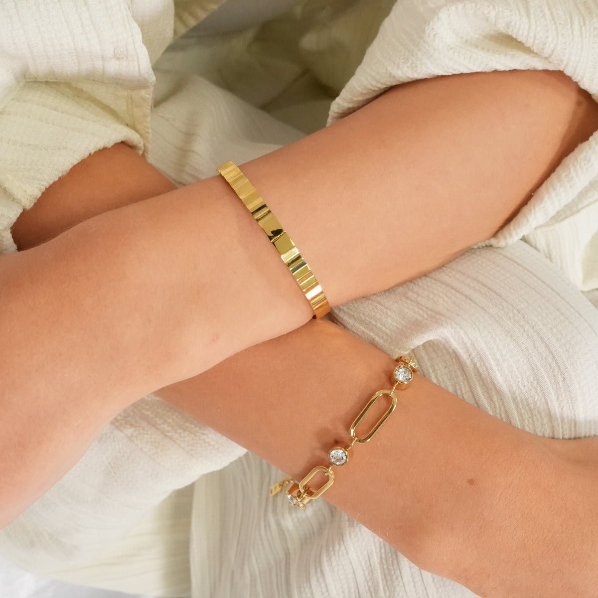 Crystal Link Bracelet - Gold